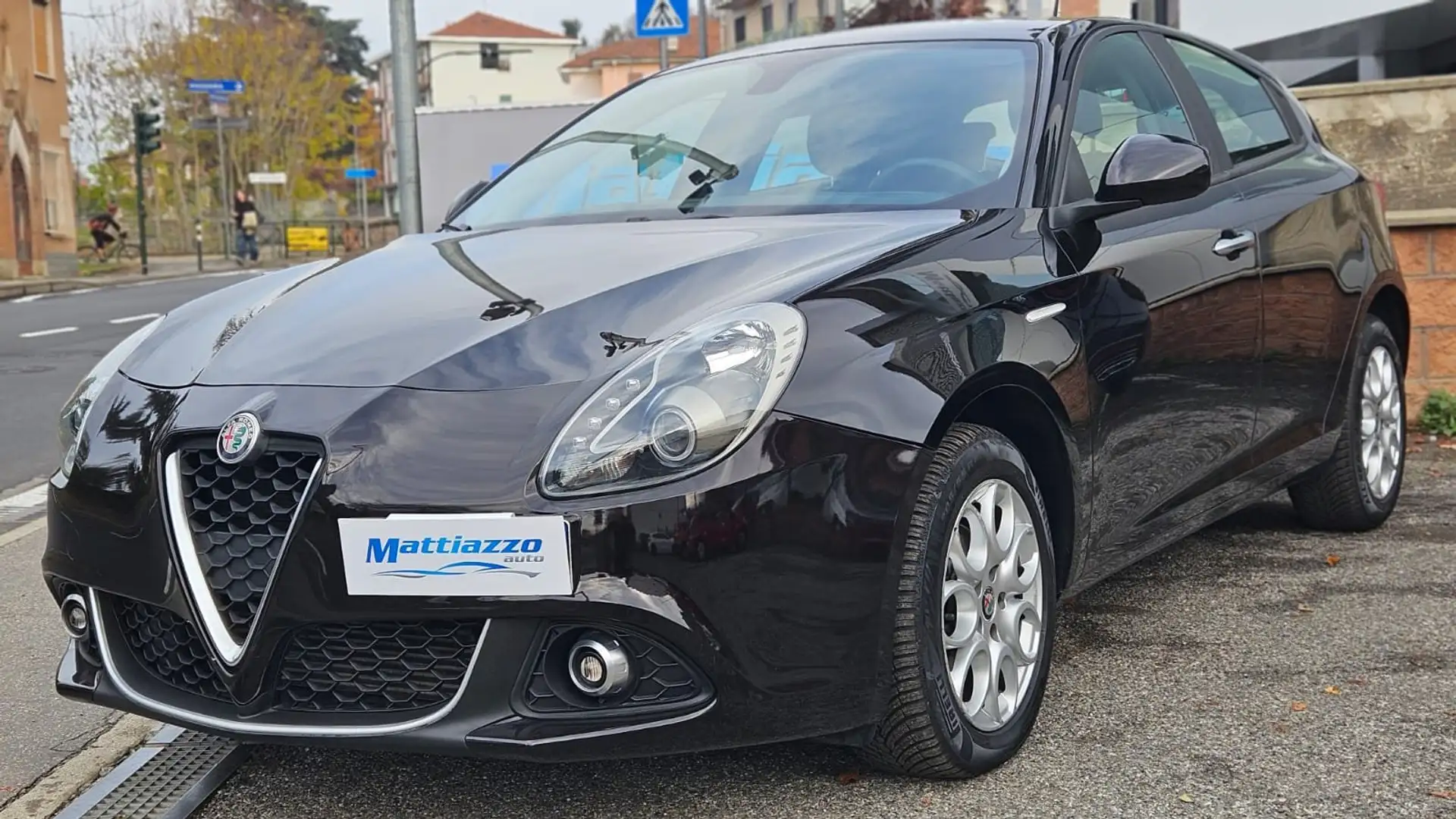 Alfa Romeo Giulietta Giulietta 1.6 jtdm B-Tech SUPER 120cv tct my18 Zwart - 1