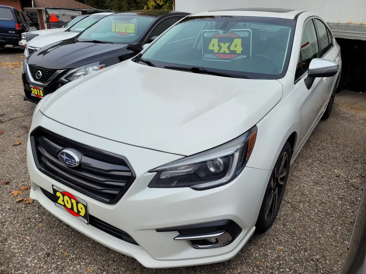 Subaru Legacy снимка Subaru Legacy