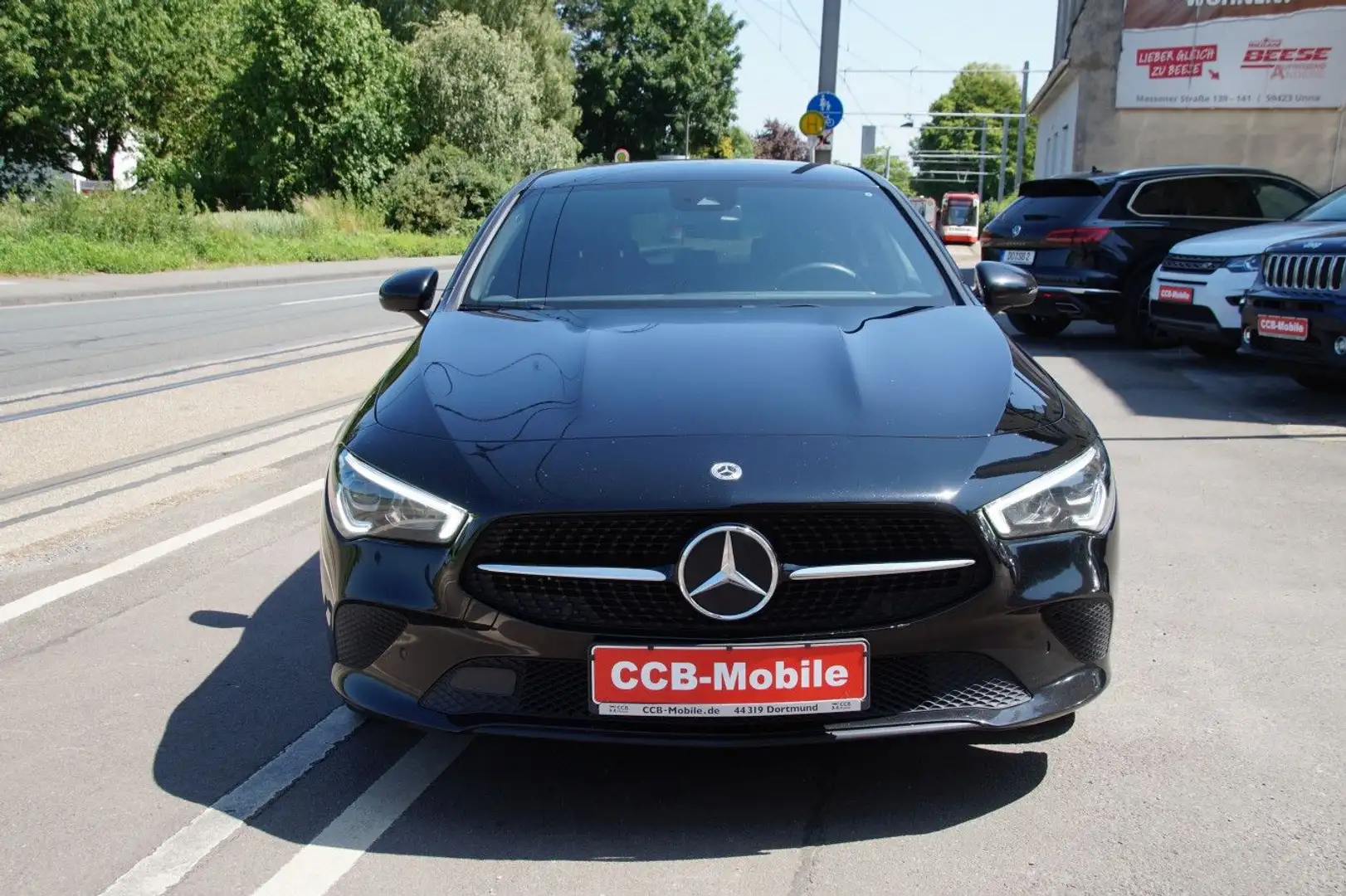 Mercedes-Benz CLA 200 - Shooting Brake  4Matic*1HD* SCHECKHEFT Noir - 2