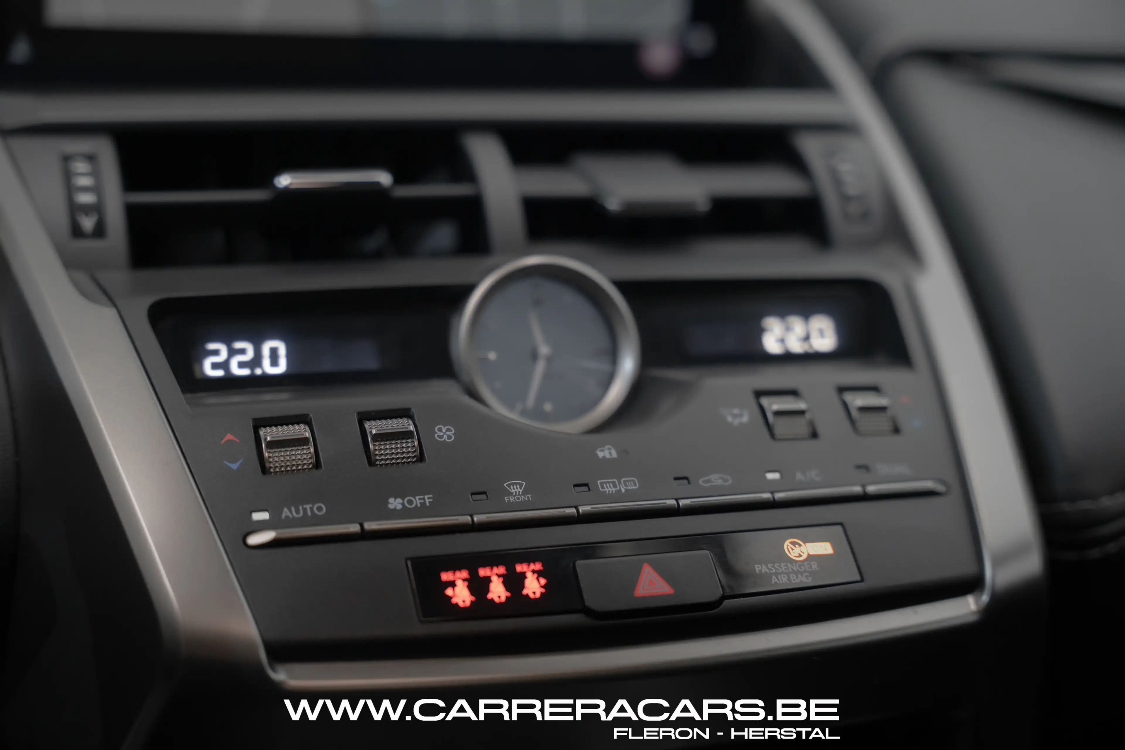 Lexus NX 300h 2.5i AWD Hybrid Line+E-CVT*|NAVI*CAMERA*REGU*ATK*| — photo 14