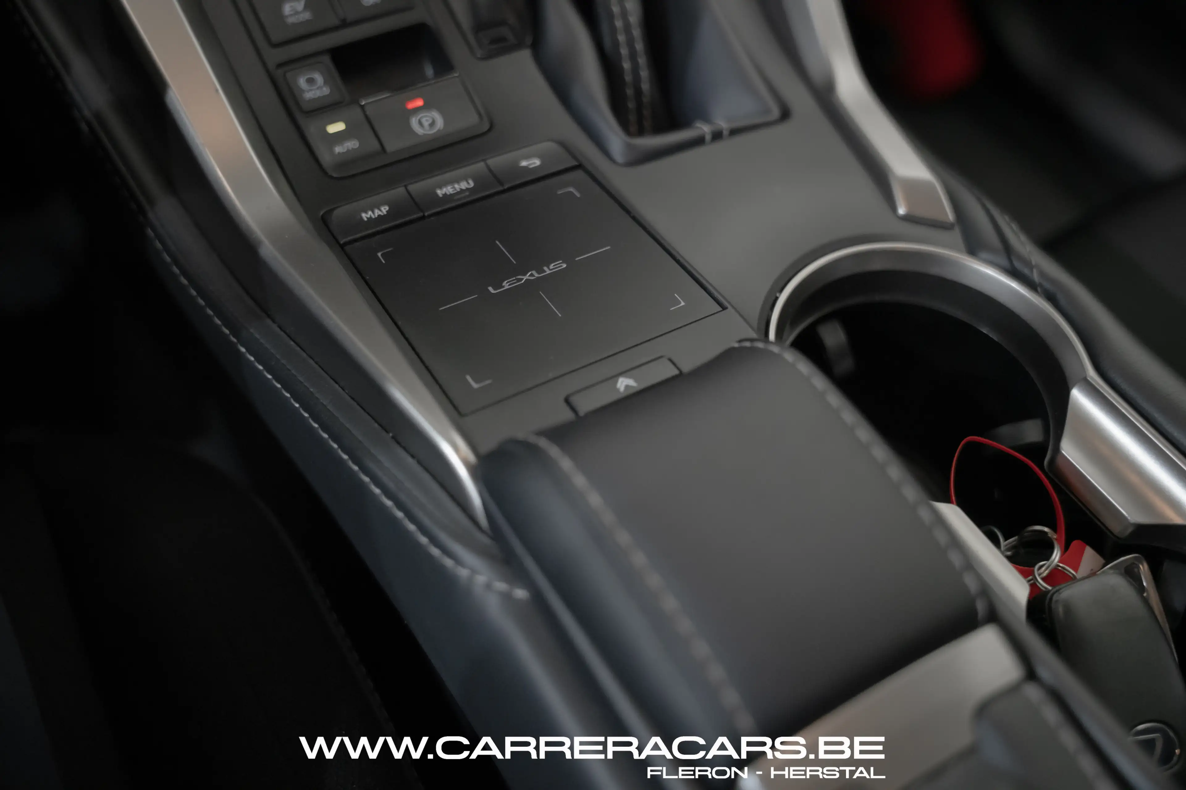 Lexus NX 300h 2.5i AWD Hybrid Line+E-CVT*|NAVI*CAMERA*REGU*ATK*| — photo 13