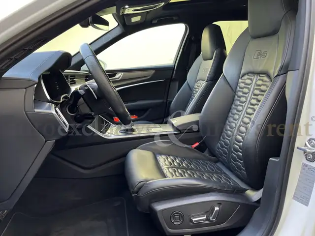 Audi RS6 Avant view 4