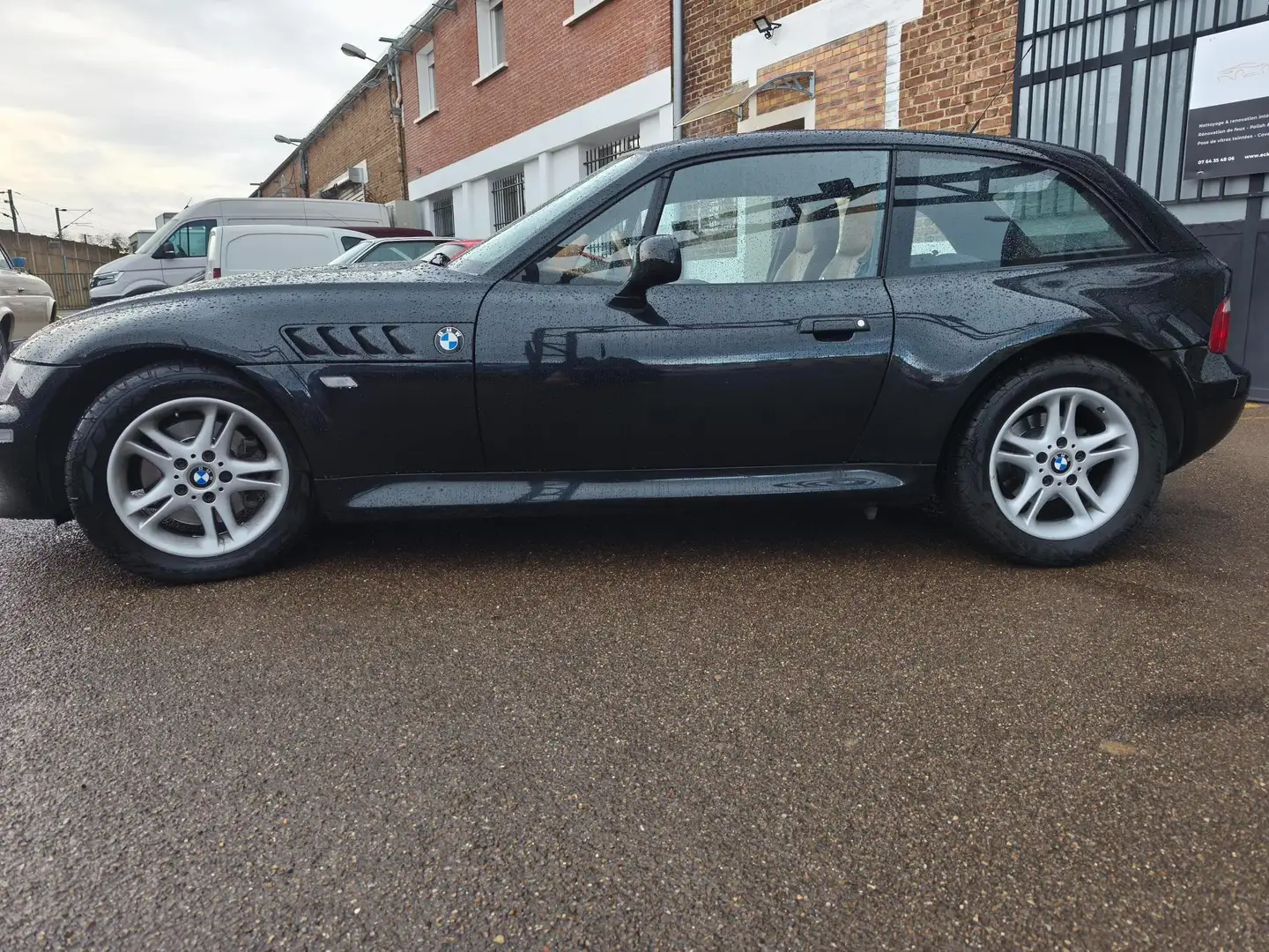 BMW Z3 Z3 3.0i A Schwarz - 2