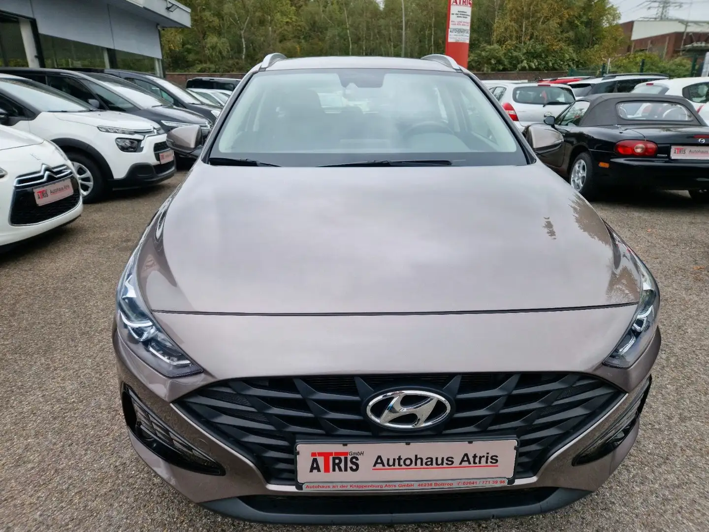 Hyundai i30 cw Select Mild-Hybrid Braun - 1
