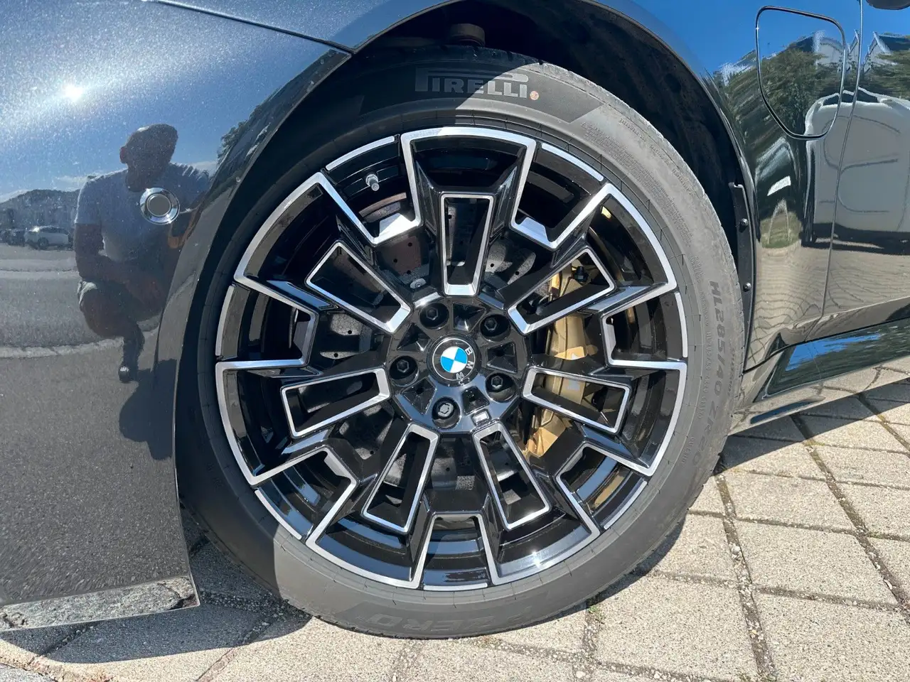 BMW M5 Limousine ULTIMATE pack M Driver ́s Package, миниатюра 3