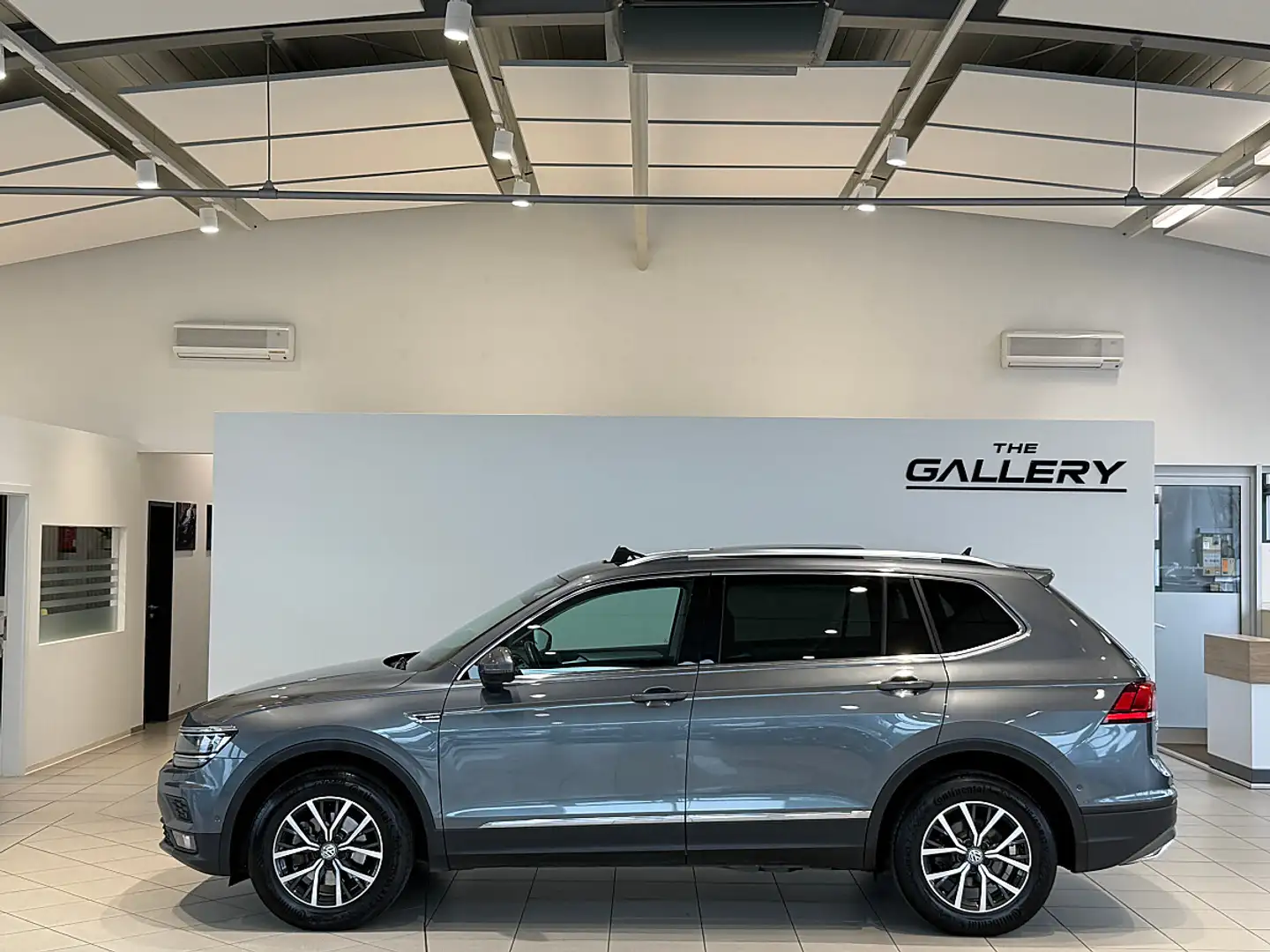 Volkswagen Tiguan Allspace Tiguan 2,0 TDI SCR 4Motion Allspace DSG *AHK*Pa... Grau - 1