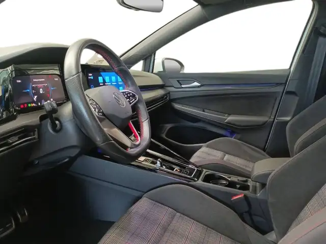Volkswagen Golf view 10