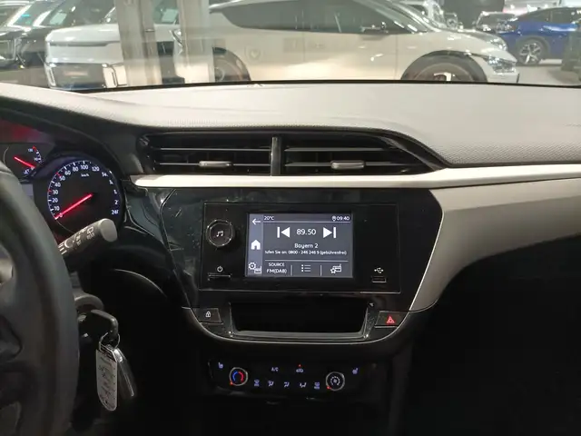 Opel Corsa view 12