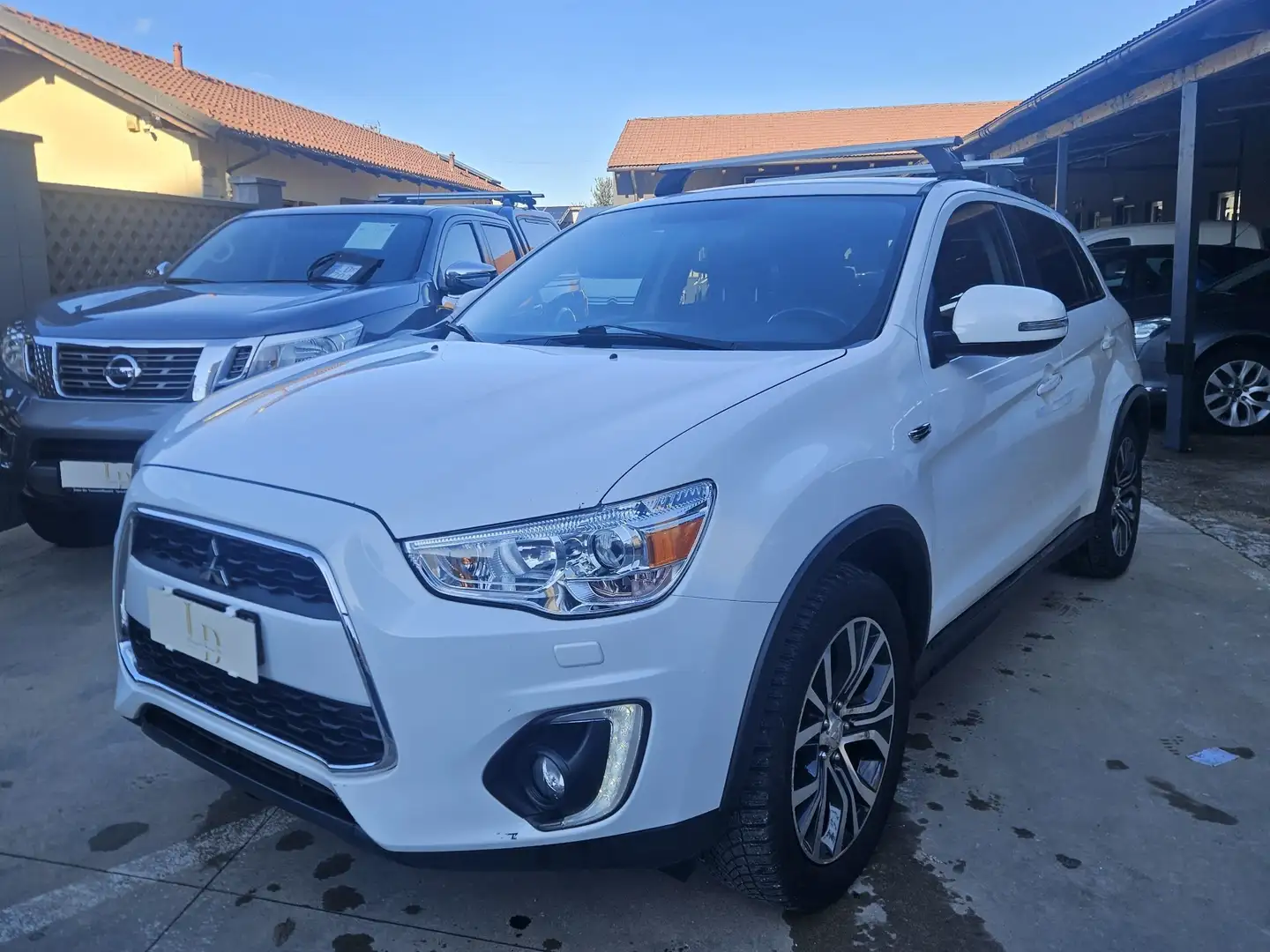 Mitsubishi ASX ASX 1.6 Invite 4wd/NAVI+TELEC/LEDS/CERCHI18/EXPORT Weiß - 1