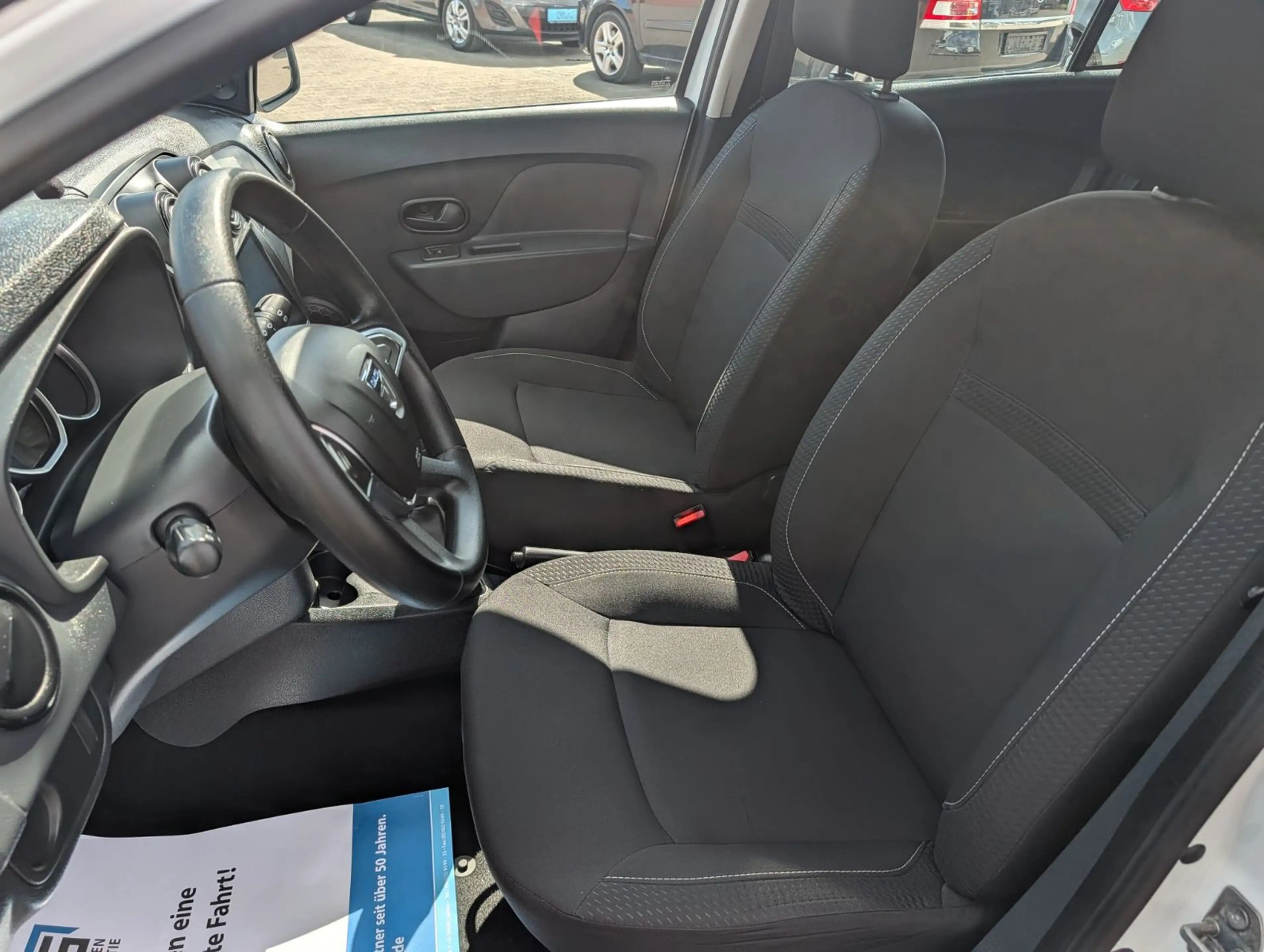 Dacia Logan Essential GARANTIE KLIMA NAVI CARPLAY — photo 12