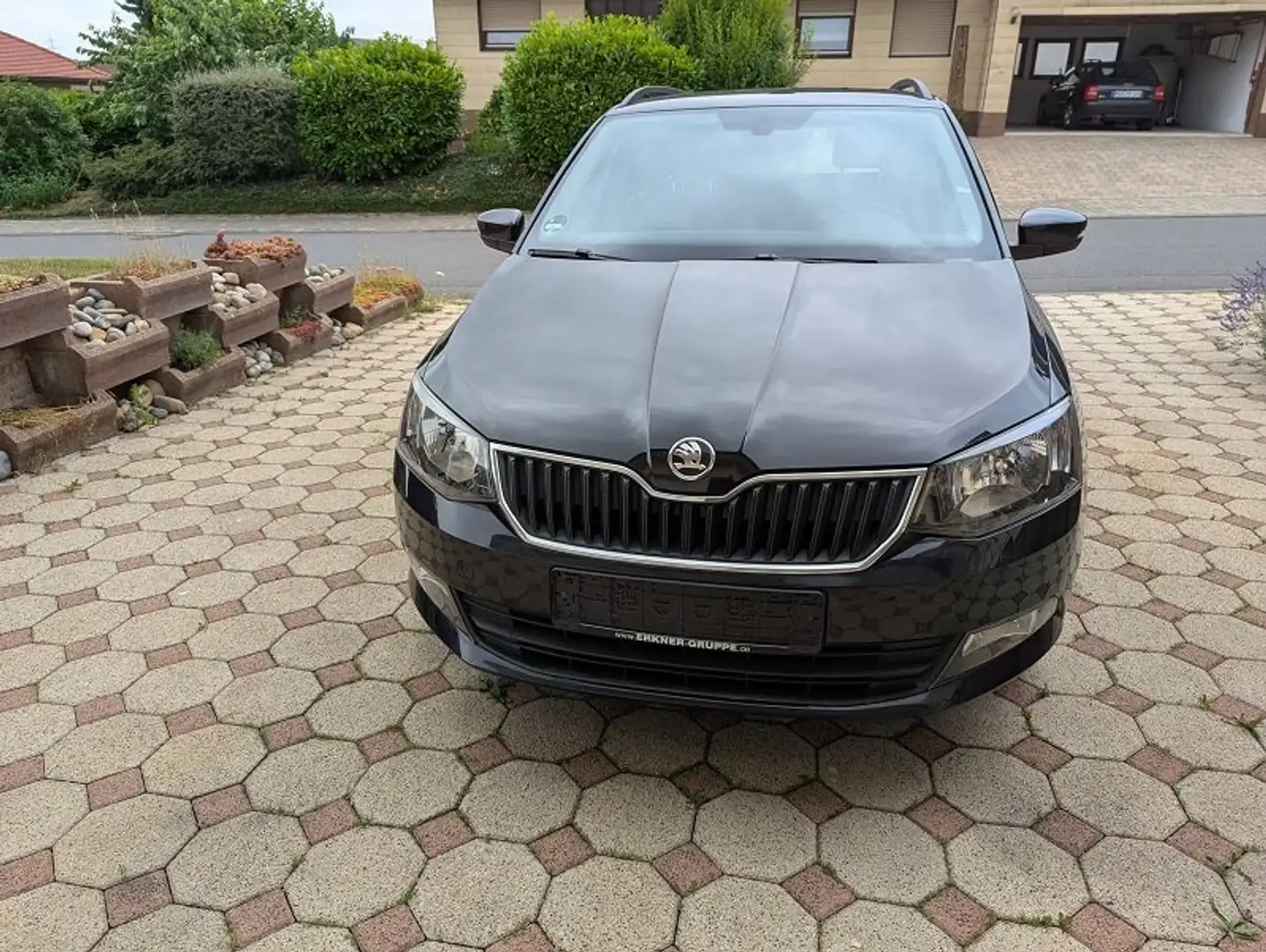 Skoda Fabia Combi 1.0 TSI Cool. Tüv + Inspektion Neu Schwarz - 2