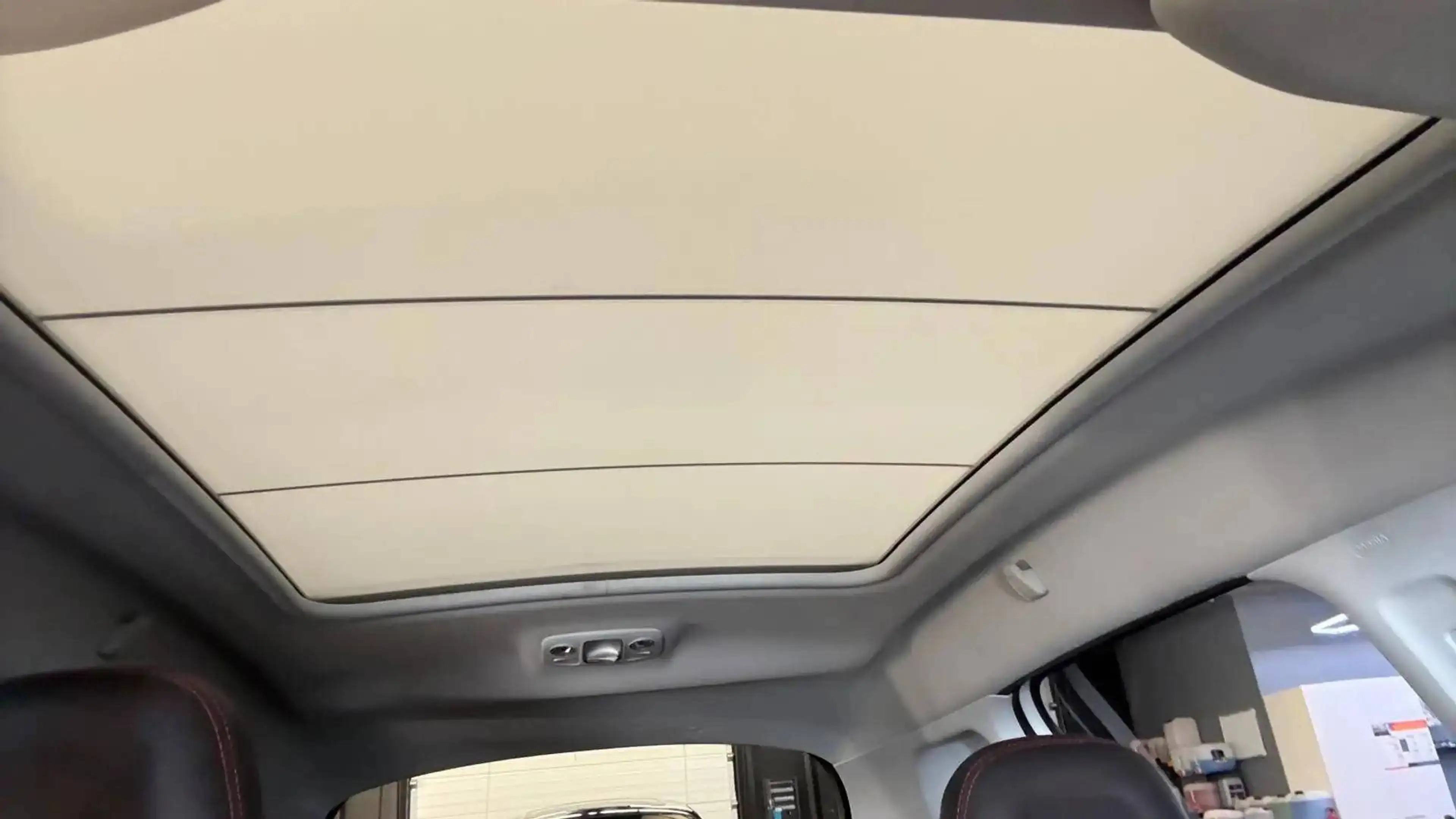 Peugeot 2008 1.2i benz. GT-LINE AUTOMATIQUE Euro 6 bj. 2019 126595km — photo 12