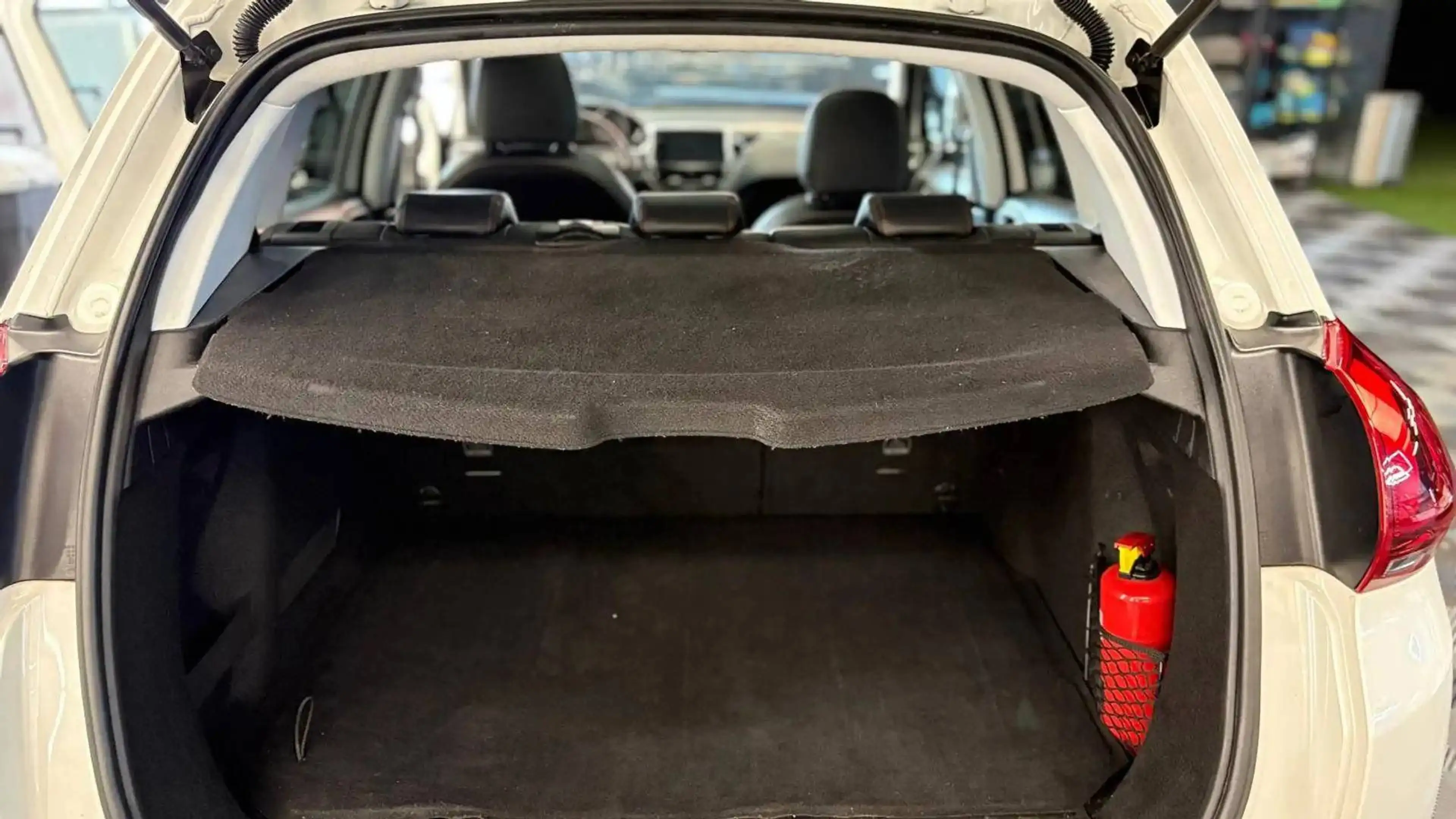 Peugeot 2008 1.2i benz. GT-LINE AUTOMATIQUE Euro 6 bj. 2019 126595km — photo 13