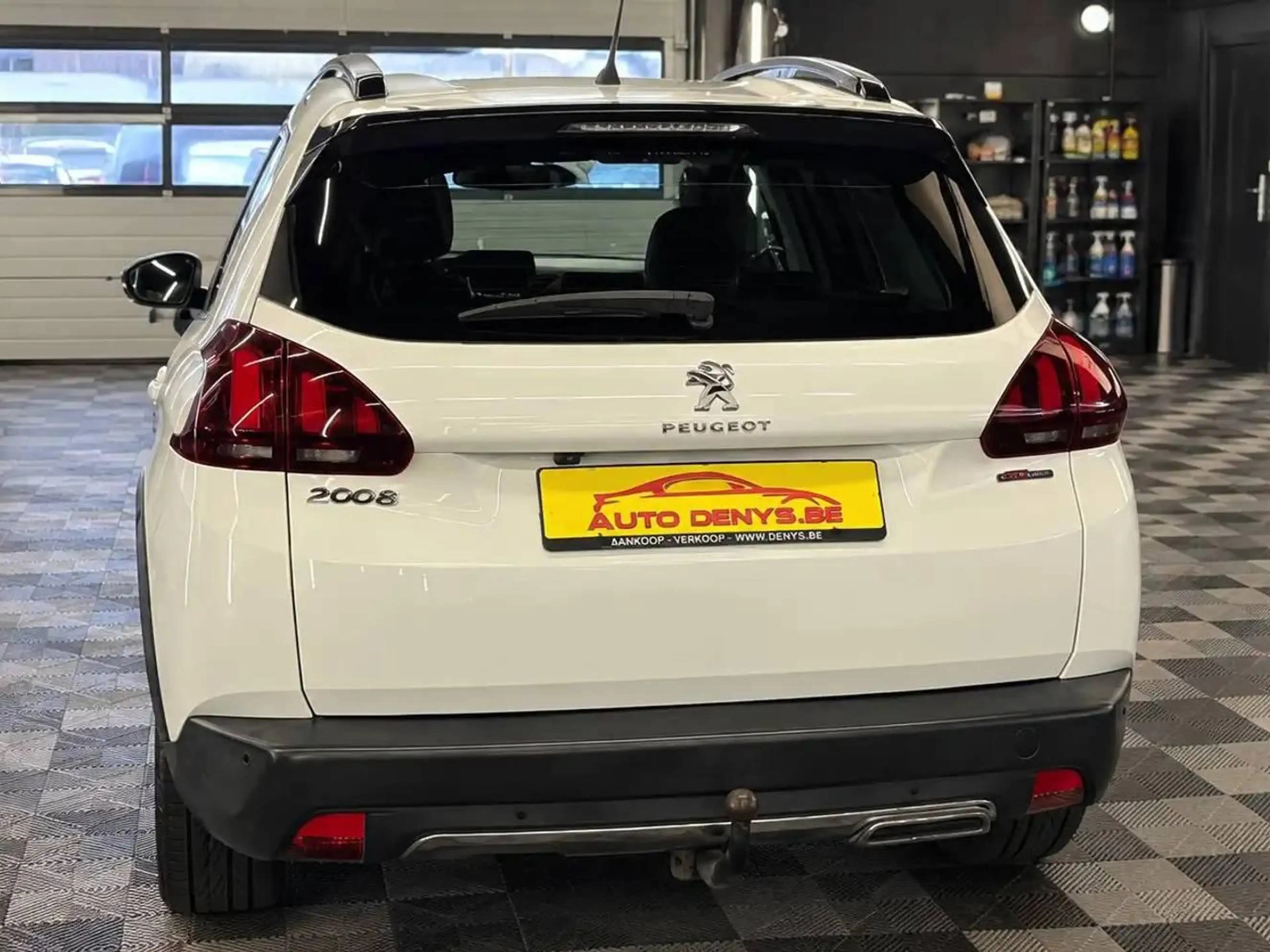 Peugeot 2008 1.2i benz. GT-LINE AUTOMATIQUE Euro 6 bj. 2019 126595km — photo 3