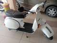 Vespa 125 Arcobaleno Bianco - thumbnail 4