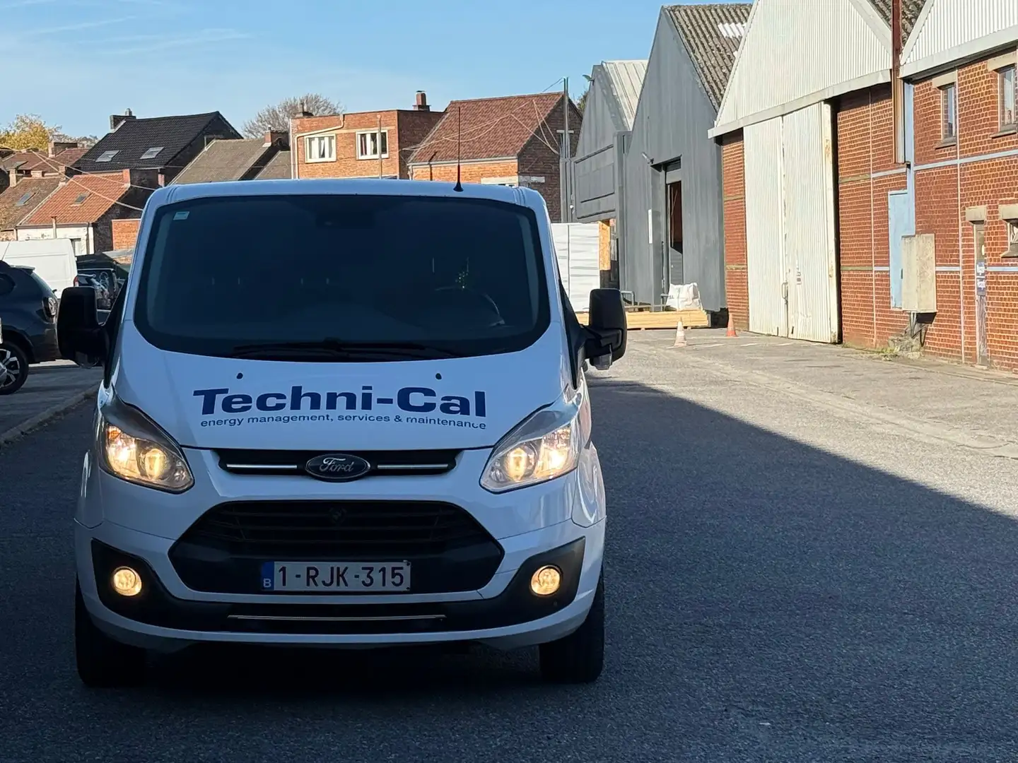 Ford Transit Custom CA 300 L1H1 2.0 ECOBLUE 130 AMBIENTE - 2