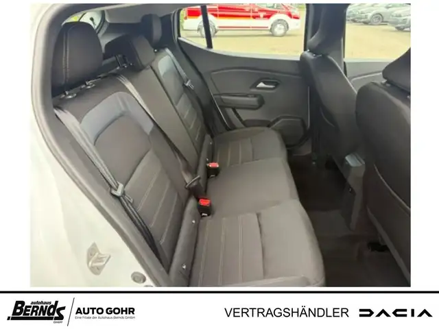 Dacia Sandero view 8