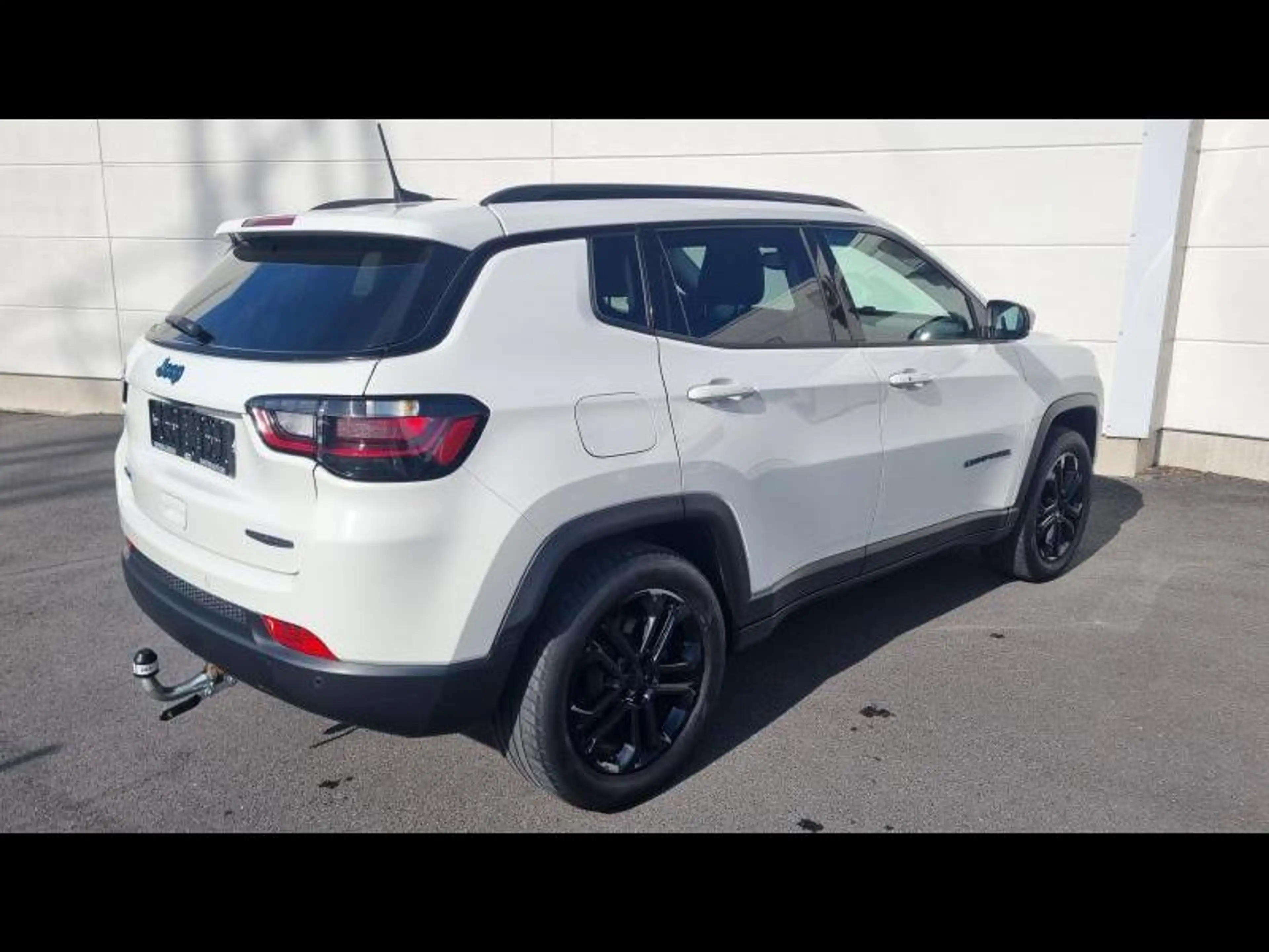 Jeep Compass Night Eagle PHEV 4x4 — photo 5