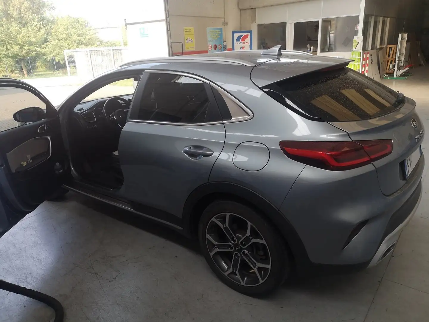 Kia XCeed XCeed 1.6 crdi Style Techno Pack 115cv Grigio - 2