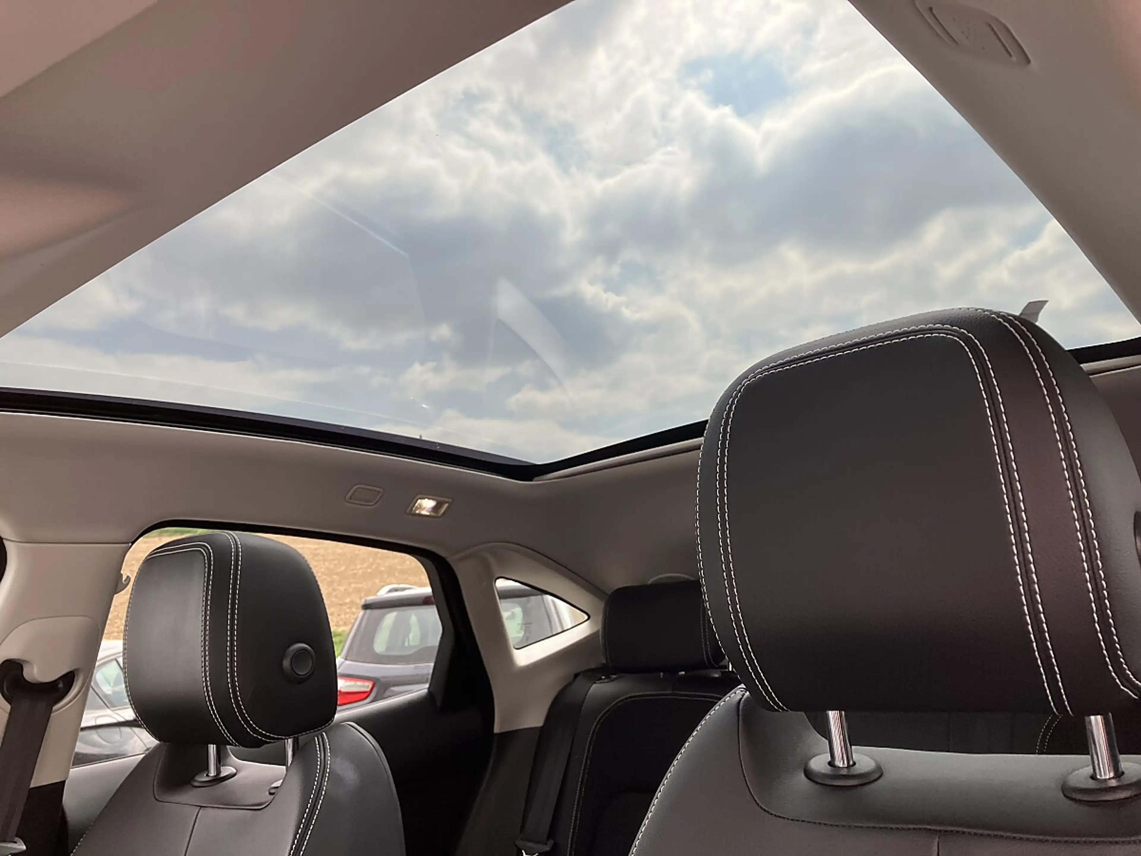 Jaguar E-Pace 2.0DI4 D180 R-Dynamic AWD Aut. — photo 15