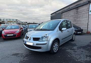 1.6 16V 110CH PRIVILEGE