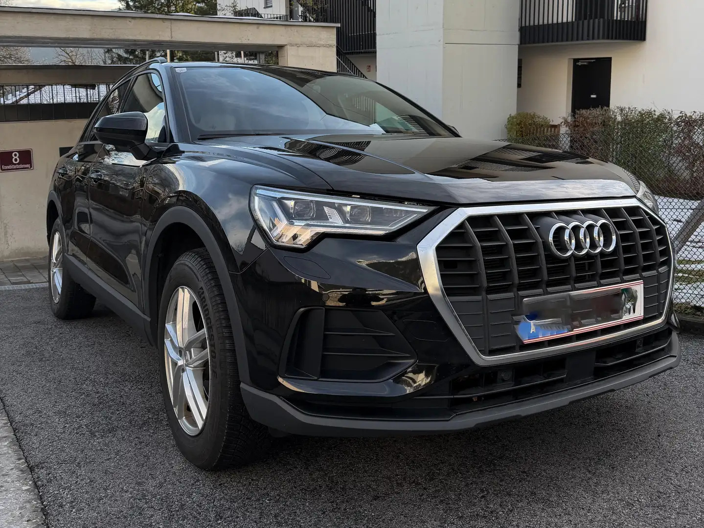 Audi Q3 Q3 35 TFSI intense S-tronicintense Schwarz - 1