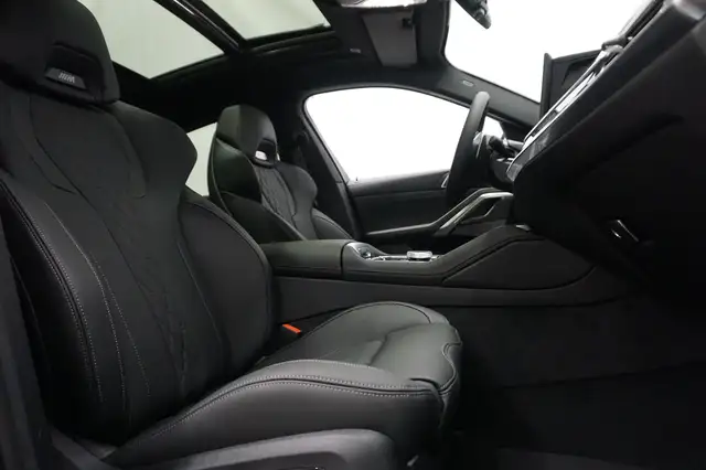 BMW X6 xDrive30d Ansicht 11