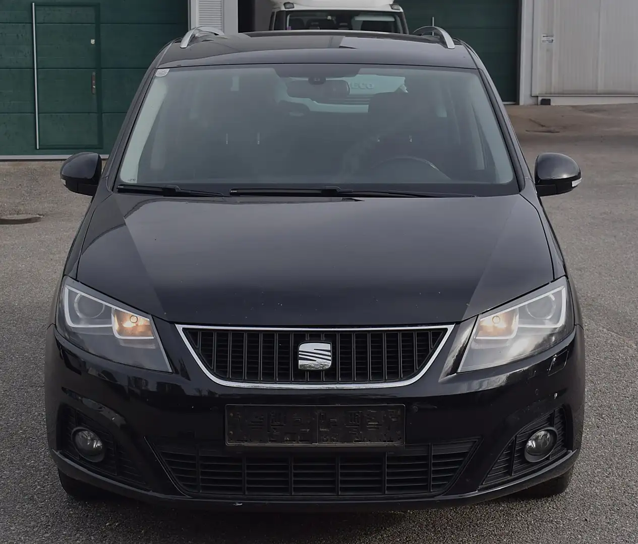 SEAT Alhambra Style Schwarz - 2