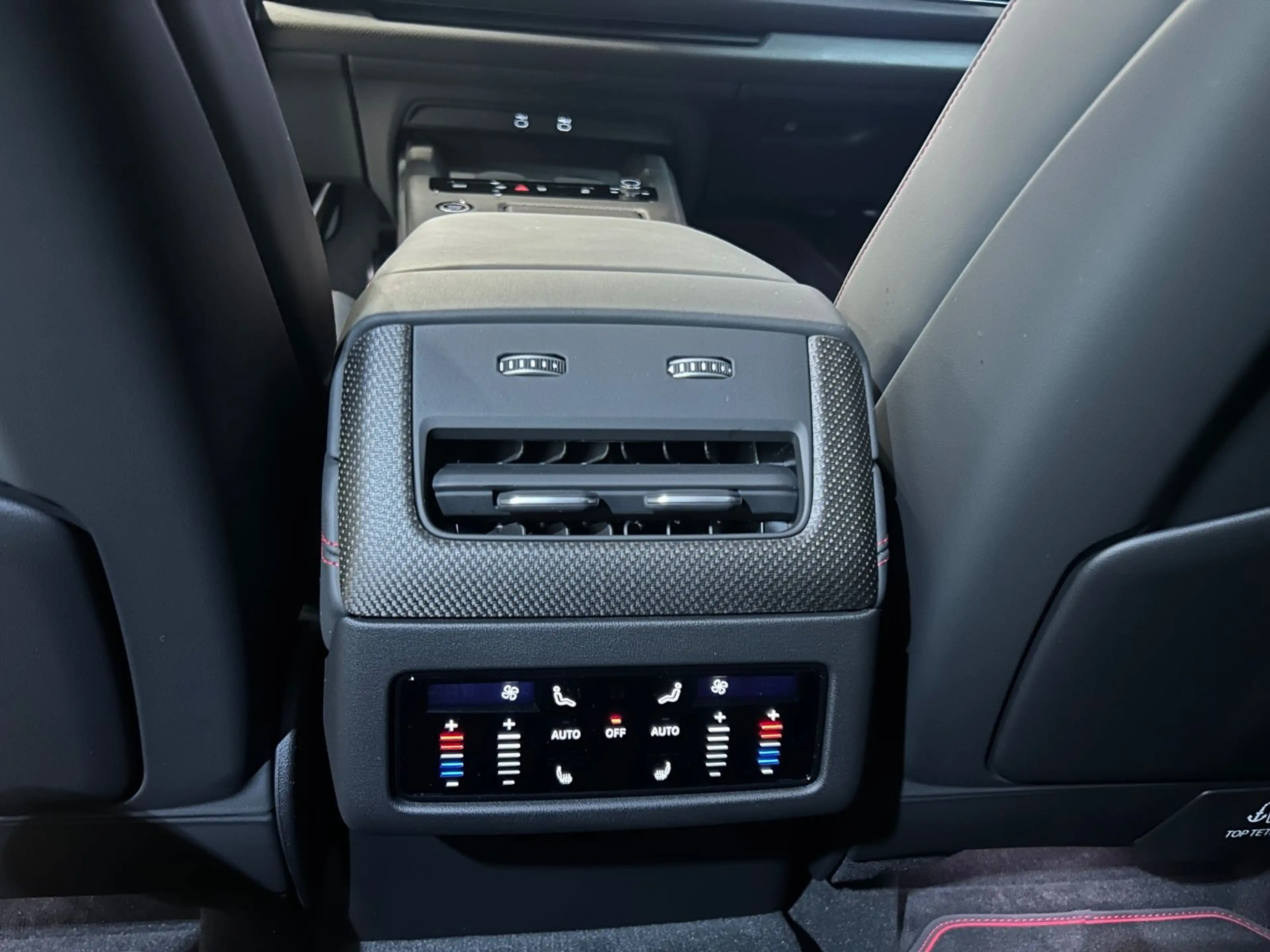 Audi Q7 TDI 220KW NEW MODEL/7SEATS/TECH PRO/MASSAGE — photo 18