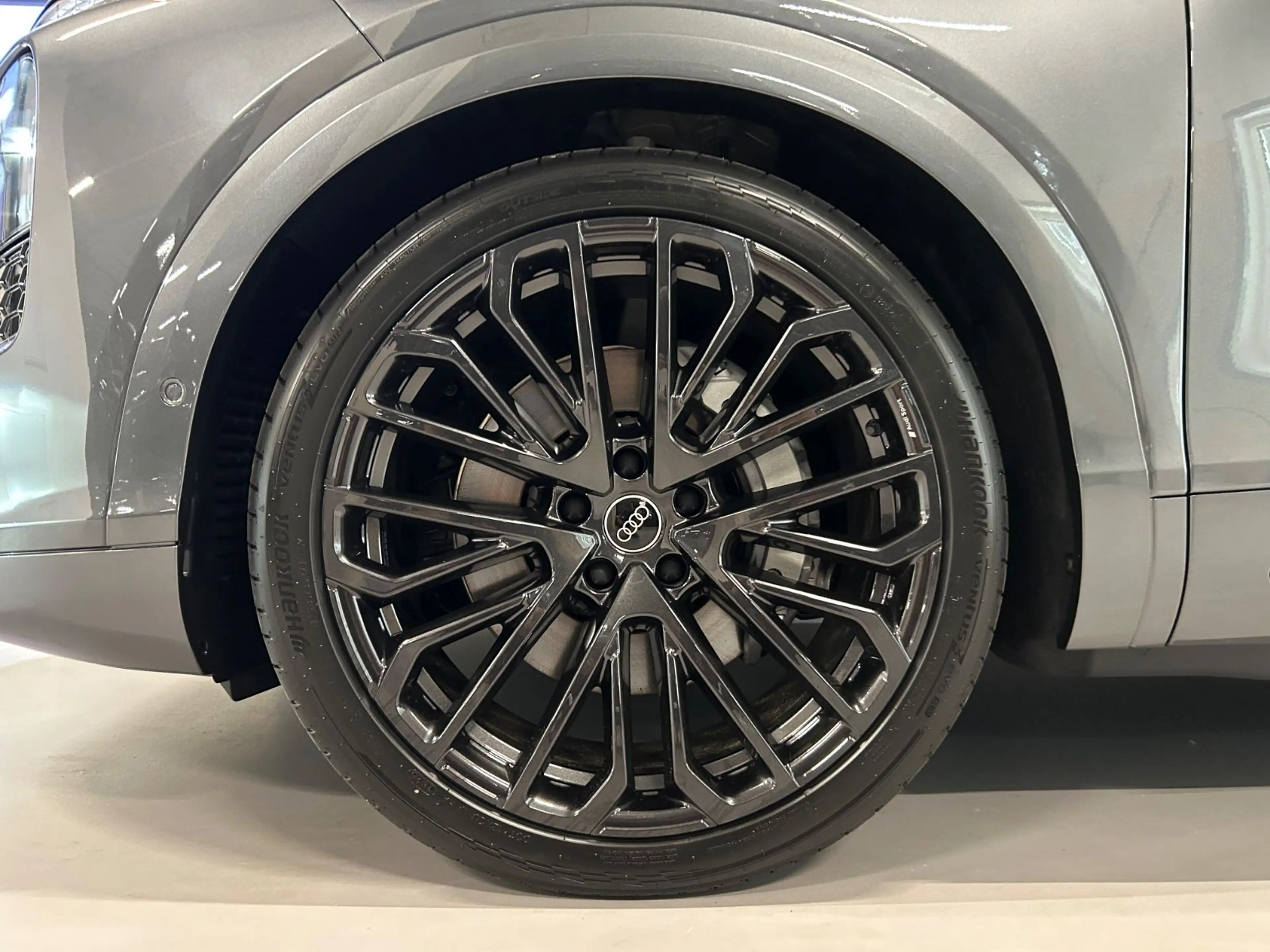 Audi Q7 TDI 220KW NEW MODEL/7SEATS/TECH PRO/MASSAGE — photo 5