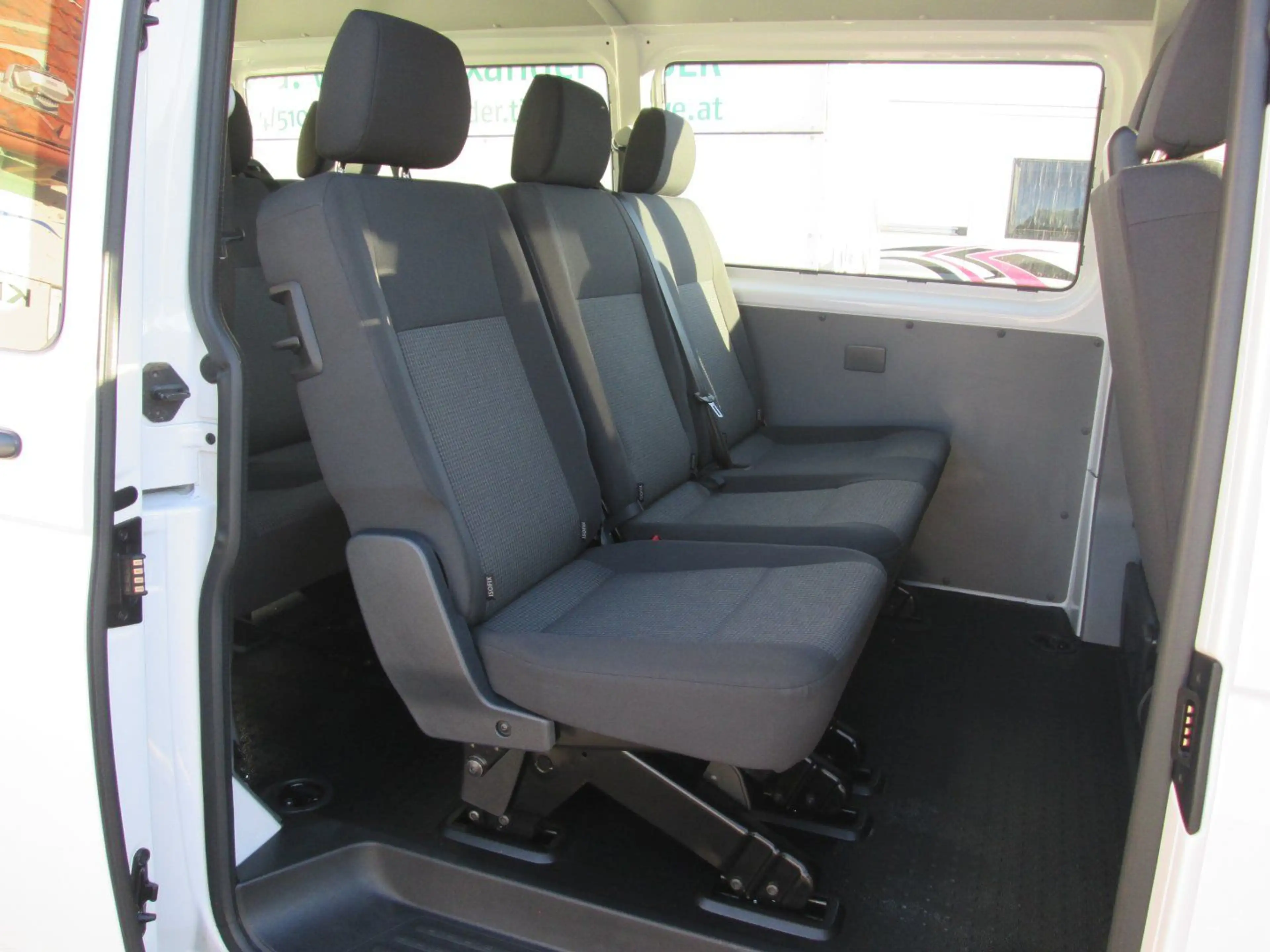 Volkswagen T6.1 Transporter T6.1 2.0 TDI 4Motion Kombi L2H1 — photo 8