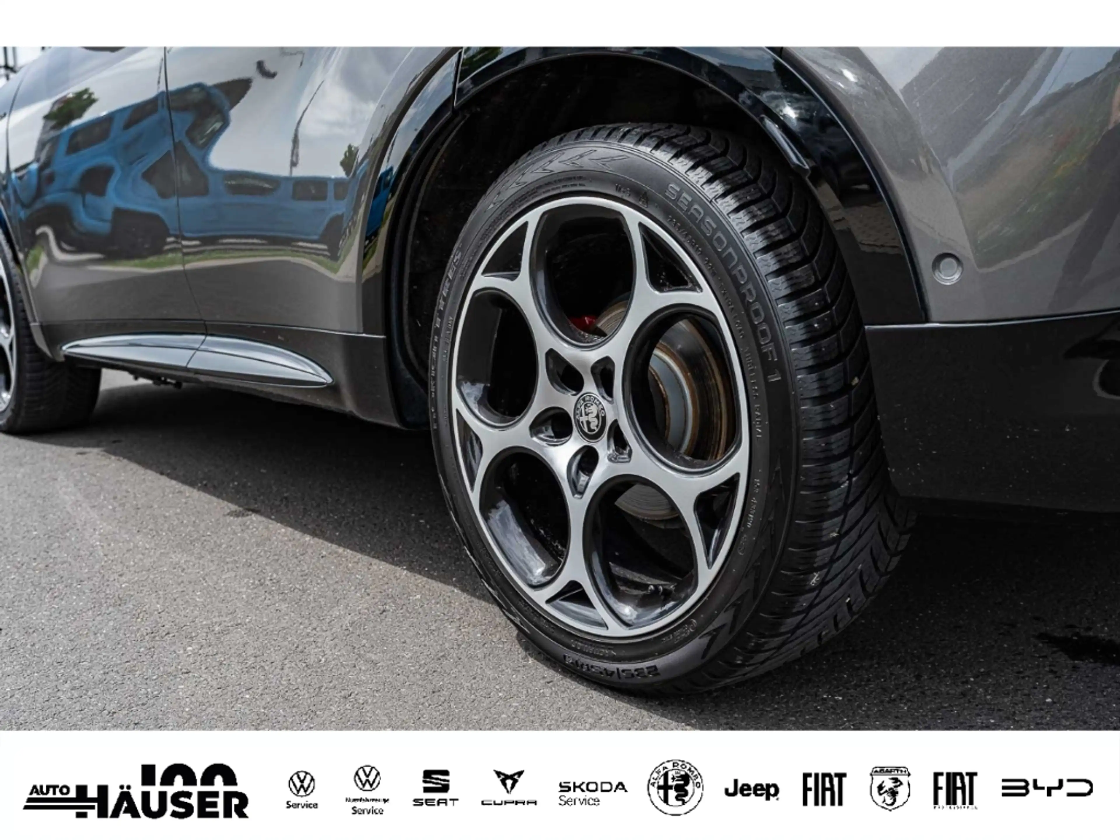 Alfa Romeo Tonale Veloce 1.5 VGT 48V-Hybrid HARMAN KARDON SITZBEL. E — photo 9