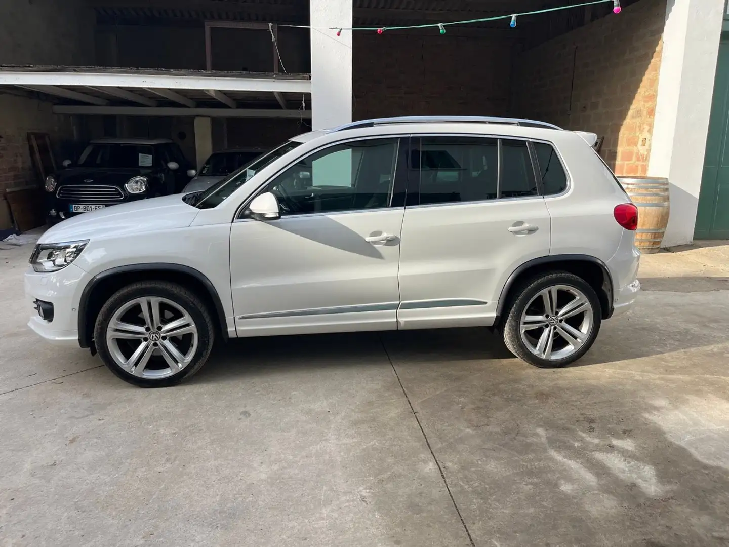 Volkswagen Tiguan CARAT Blanc - 2