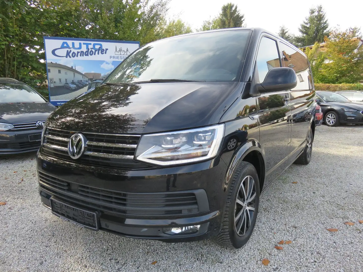 Volkswagen T6 Caravelle T6 2.0 TDI DSG Caravelle Comfortline LED Fekete - 1