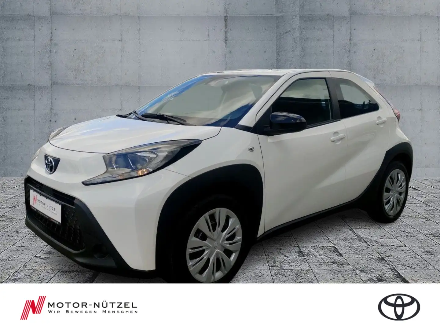 Toyota Aygo X AYGO X 1.0 Business Edition Weiß - 1