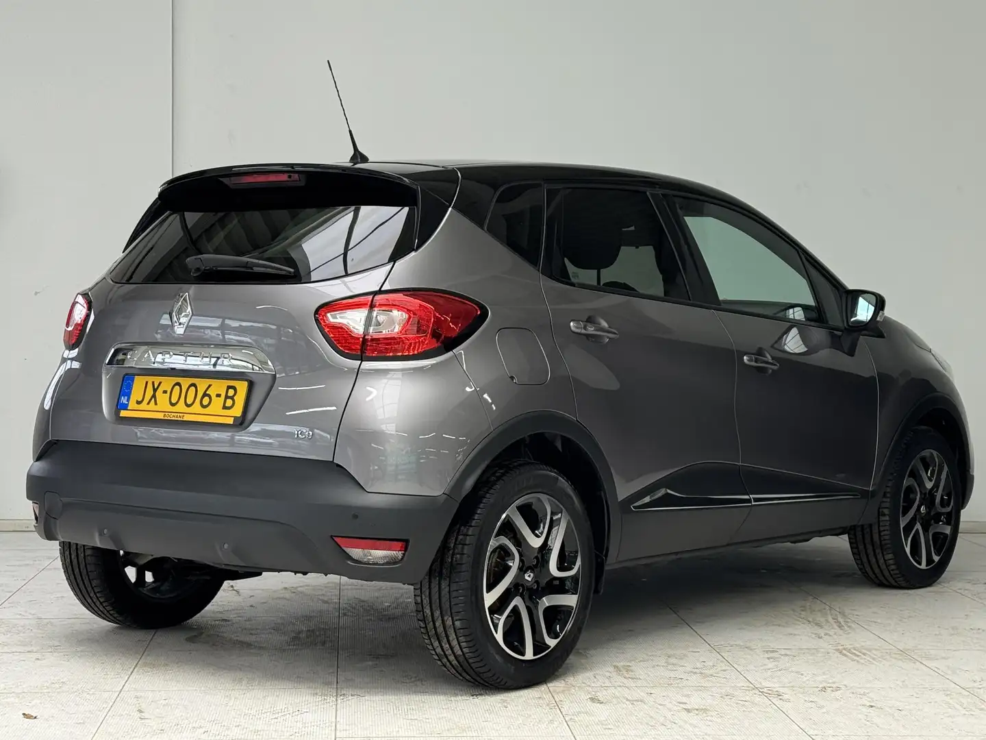 Renault Captur 0.9 TCe Dynamique | Navigatie | Camera | Cruise co Gris - 2