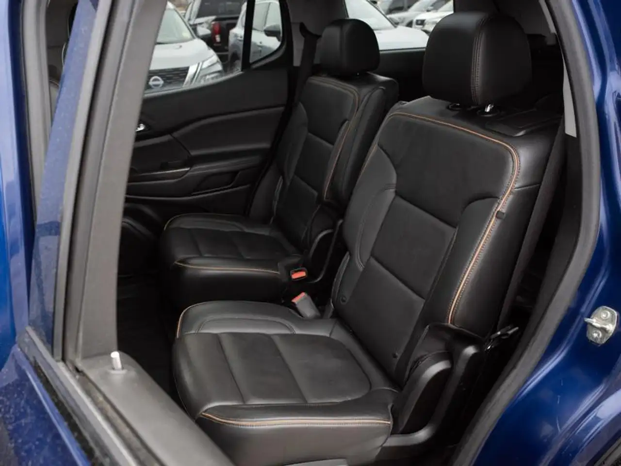 GMC Acadia снимка GMC Acadia