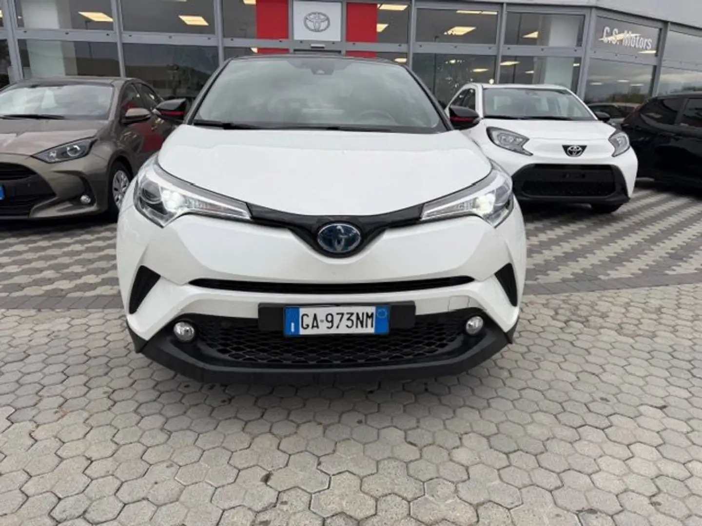 Toyota C-HR C-HR I 2016 1.8h Dynamic 2wd e-cvt Wit - 1