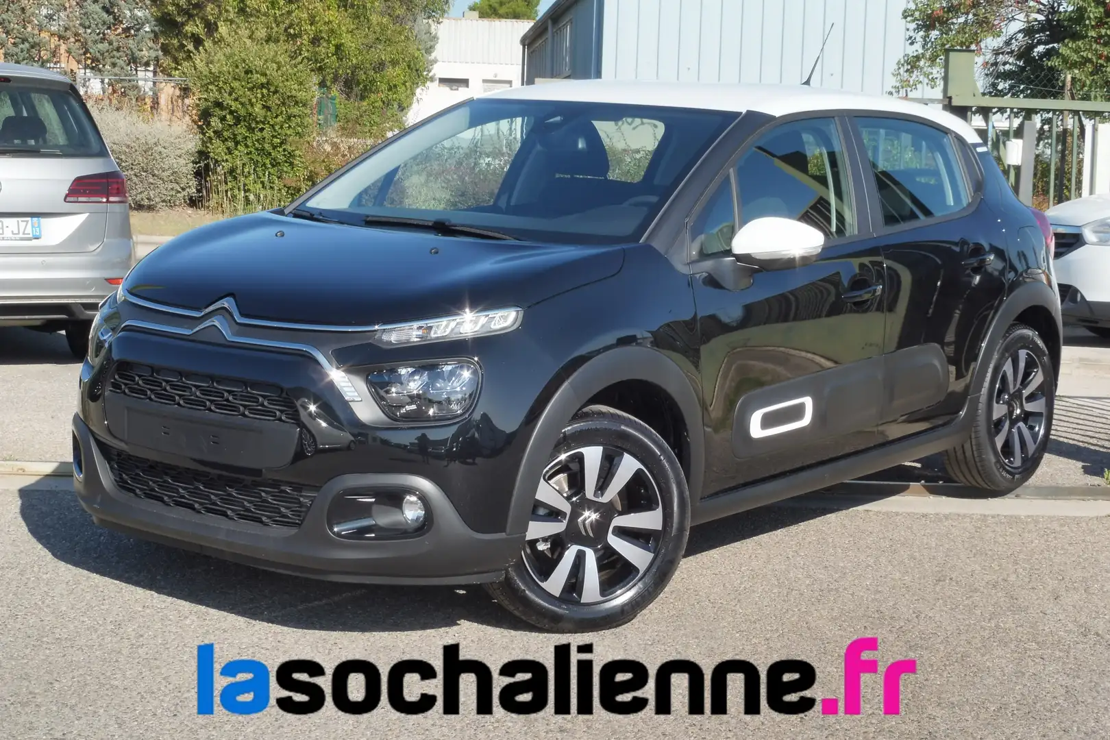 Citroen C3 PureTech 110 S\u0026amp;S EAT6 Shine Noir - 1