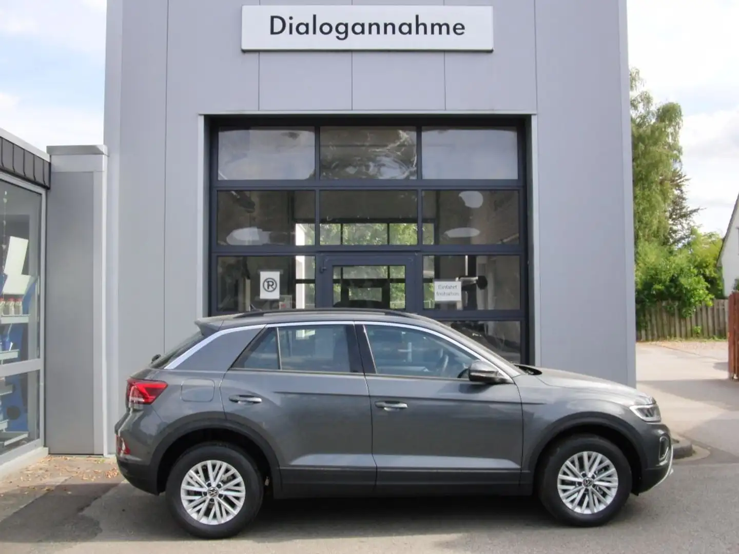 Volkswagen T-Roc 1.0 TSI OPF Life - 1