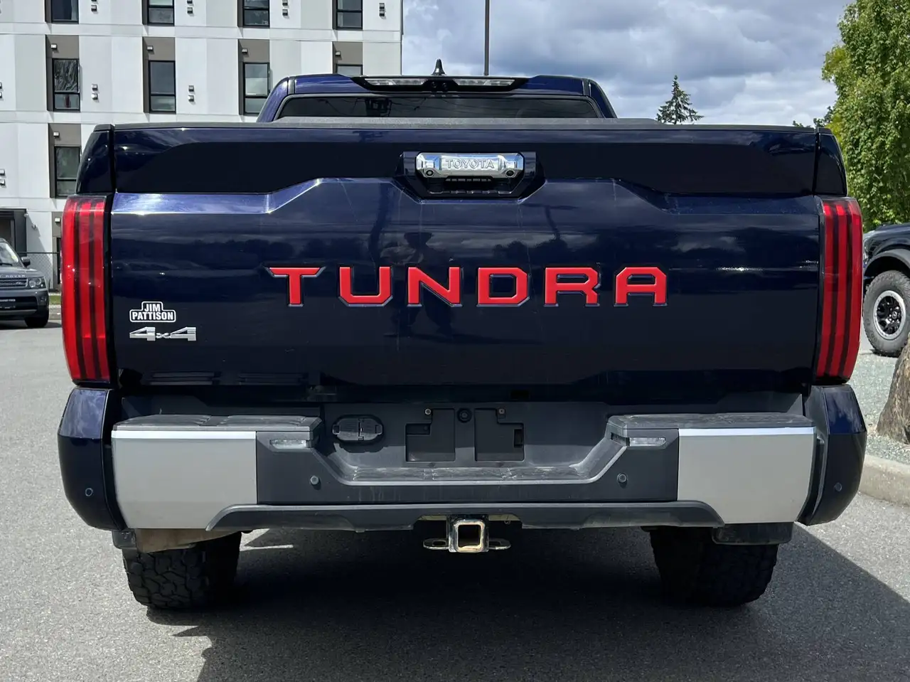 Toyota Tundra photo Toyota Tundra