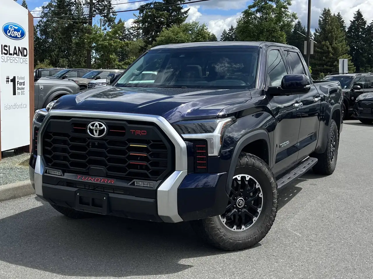 Toyota Tundra photo Toyota Tundra