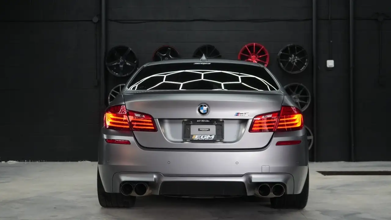 BMW M5 снимка BMW M5