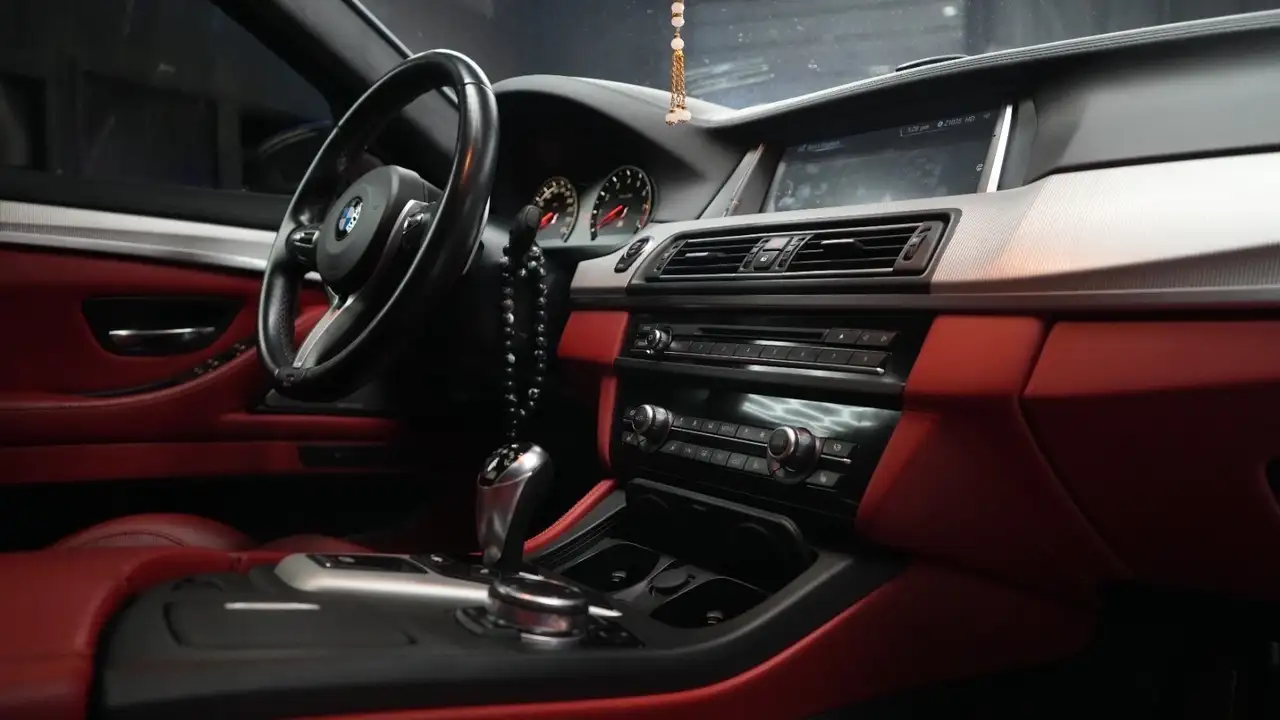 BMW M5 снимка BMW M5