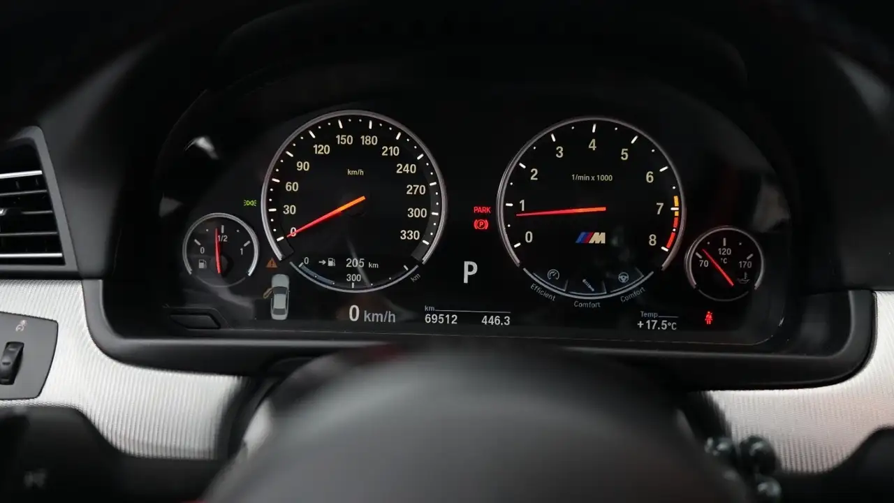 BMW M5 снимка BMW M5