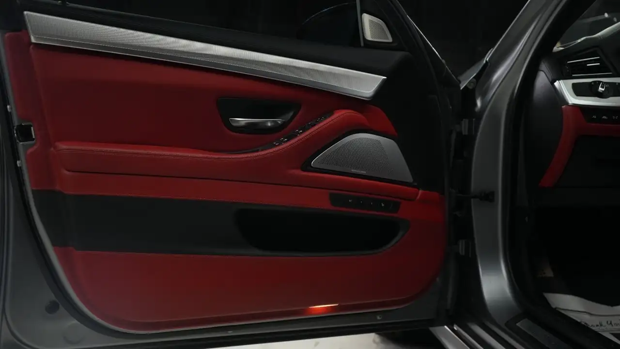 BMW M5 снимка BMW M5