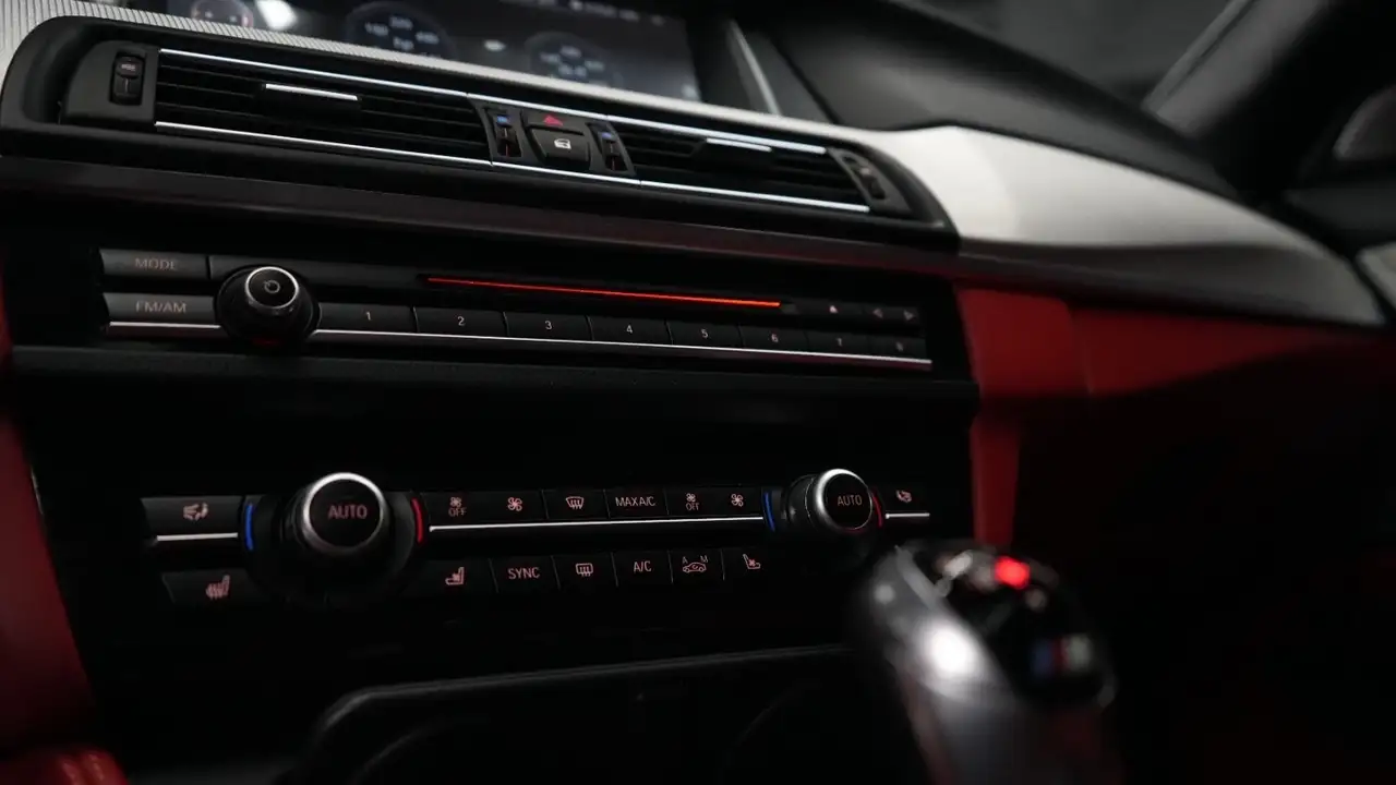 BMW M5 снимка BMW M5