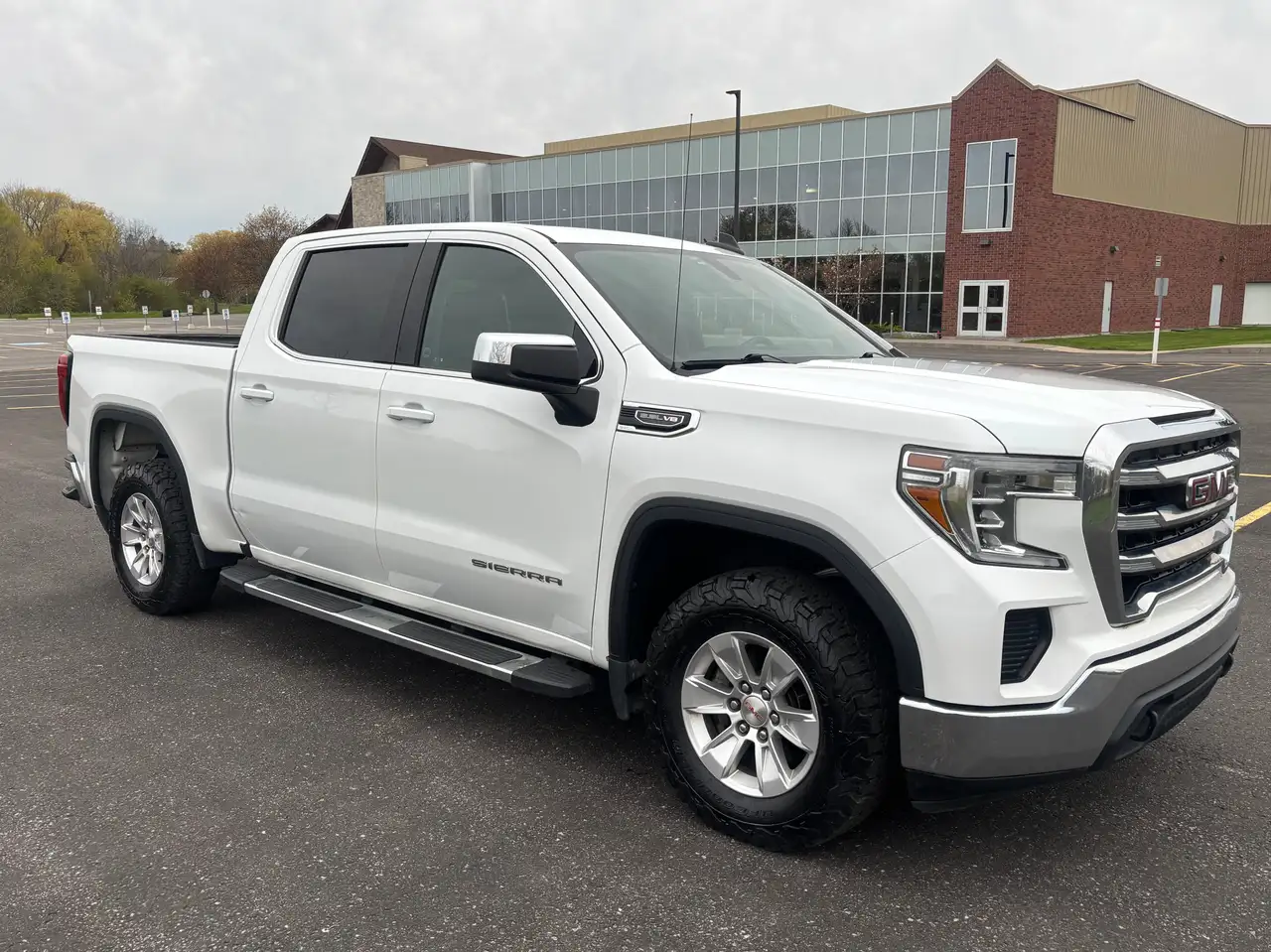 GMC Sierra 1500 fotografie GMC Sierra 1500