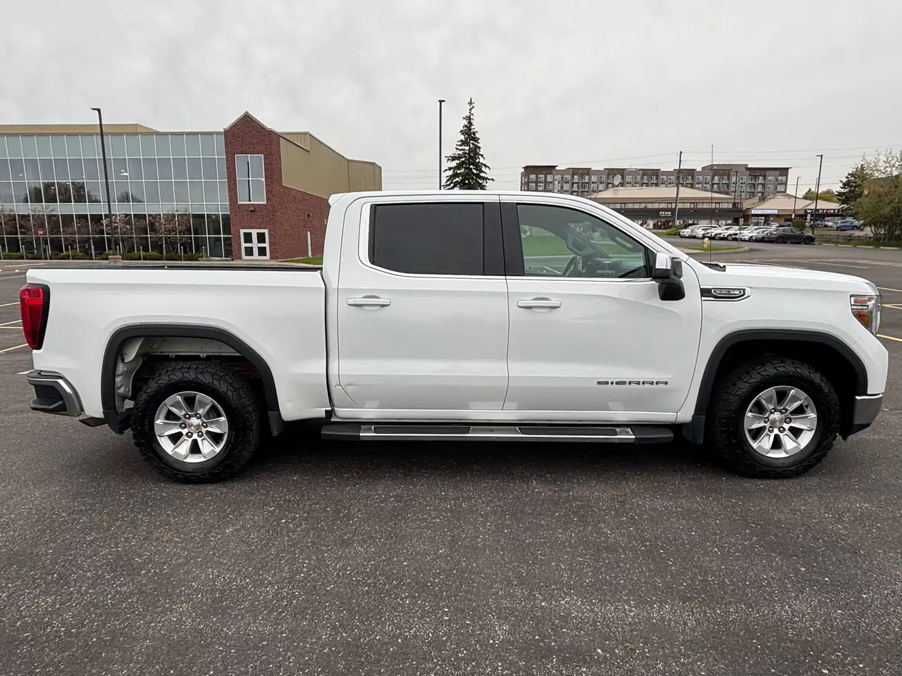 GMC Sierra 1500 fotografie GMC Sierra 1500