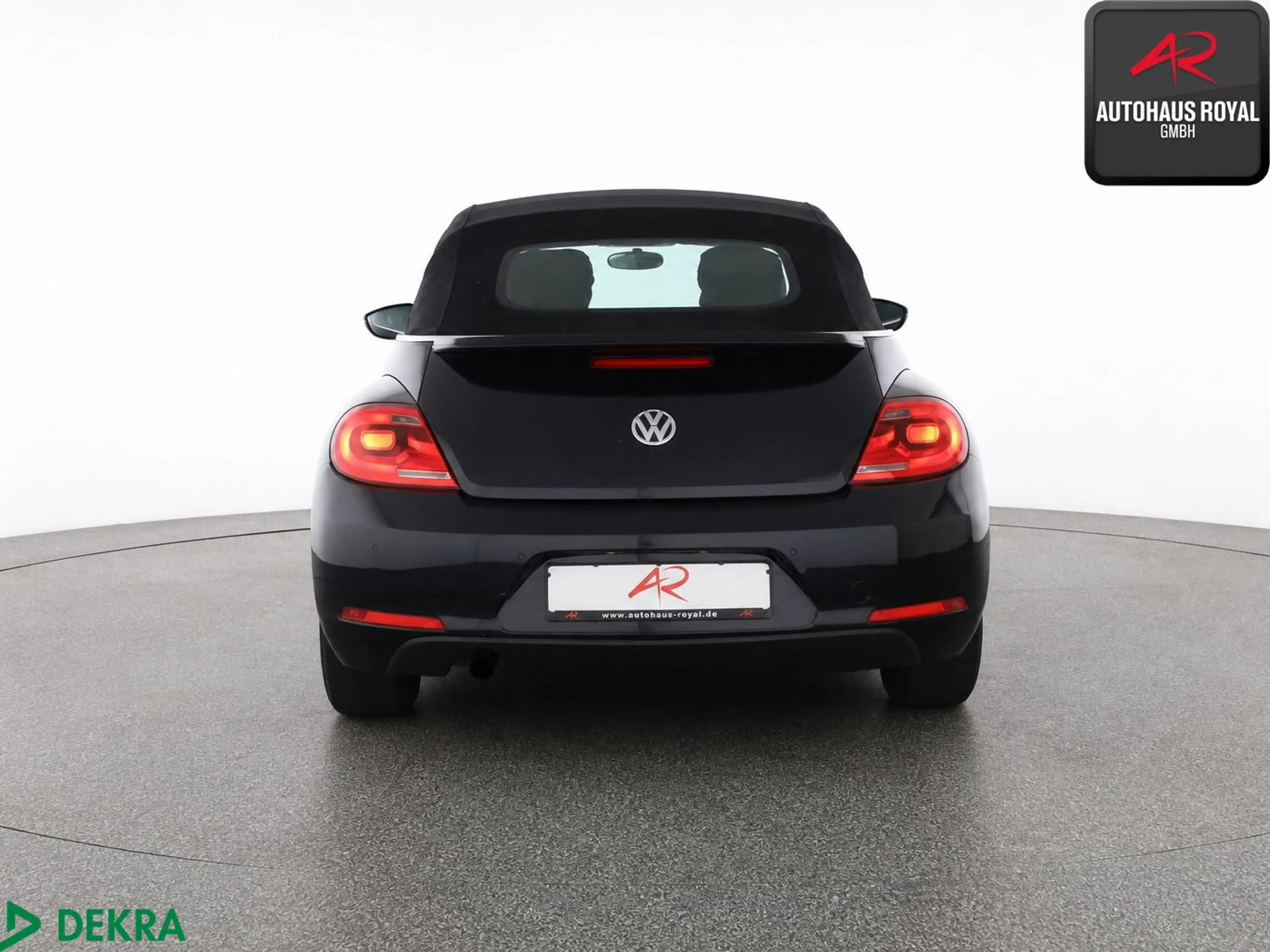 Volkswagen Beetle Cabrio 1.2 TSI NAVI,METALLIC,EINPARKHILFE — photo 4